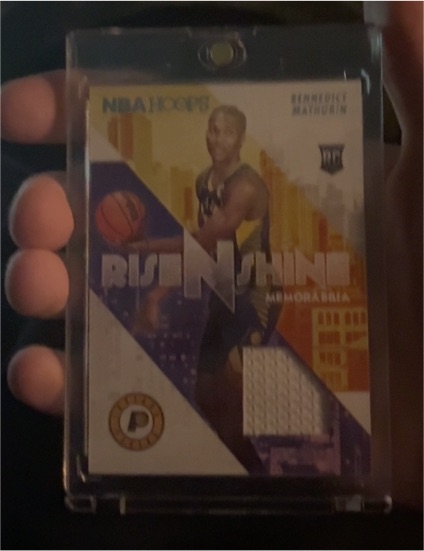 2022-23 Panini NBA Hoops #RS-BM Bennedict Mathurin Rise N Shine Memorabilia Rookie Card — front