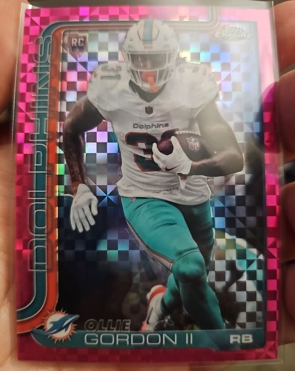 2025 Topps Chrome #327 Ollie Gordon II — front