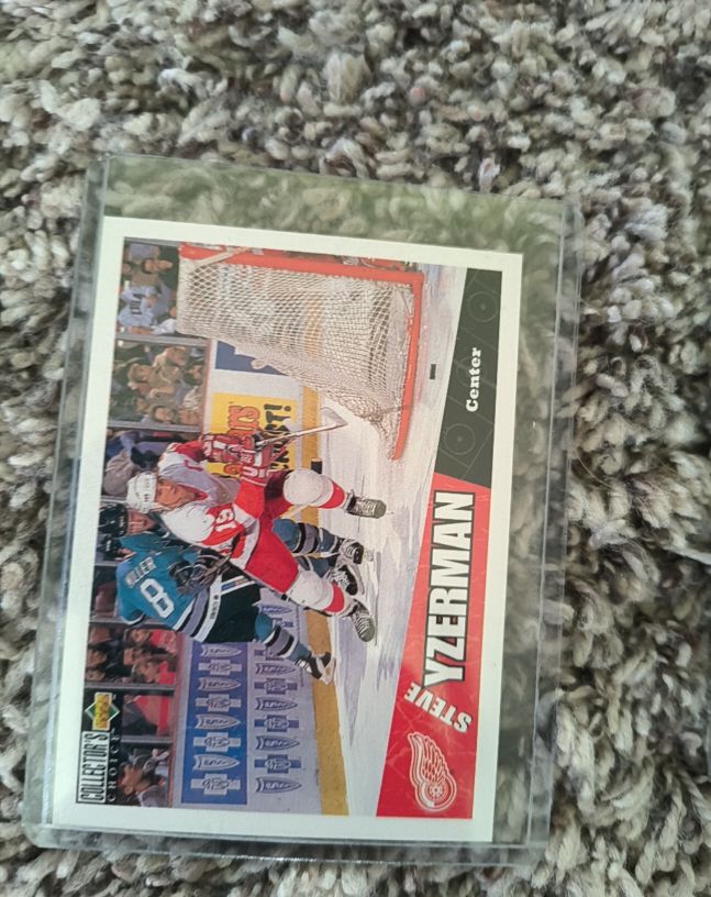 1996-97 Upper Deck Collector's Choice #79 Steve Yzerman — front