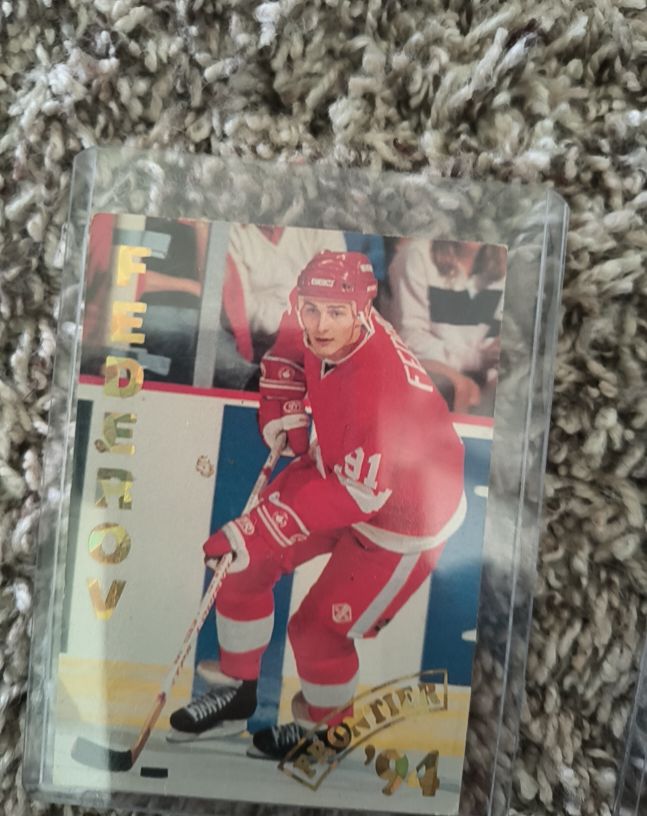 1994-95 Pinnacle #150 Sergei Fedorov — front