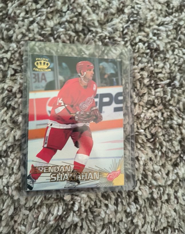 1997-98 Pacific Crown Collection #14 Brendan Shanahan Detroit Red Wings — front