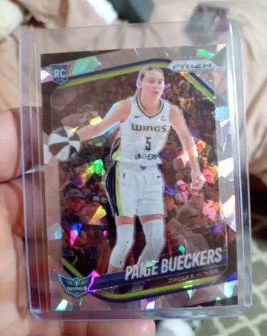 2025 Panini Prizm WNBA #5 Paige Bueckers — front