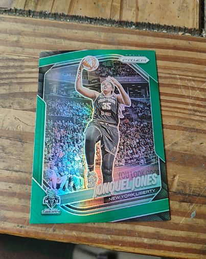 2025 Panini Prizm WNBA #52 Jonquel Jones — front