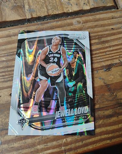 2025 Panini Prizm WNBA #57 Jewell Loyd — front