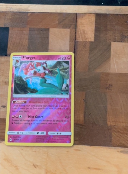 2019 Pokemon SM Forbidden Light #86 Florges — front