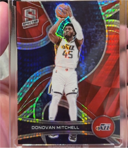 2021-22 Panini Spectra #37 Donovan Mitchell — front