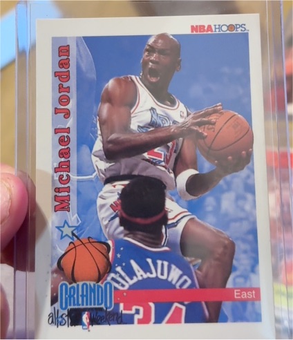 1992 SkyBox NBA Hoops #298 Michael Jordan — front