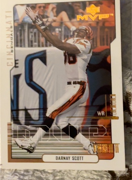 2000 Upper Deck MVP #36 Darnay Scott — front