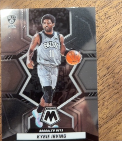 2021-22 Panini Mosaic #81 Kyrie Irving — front