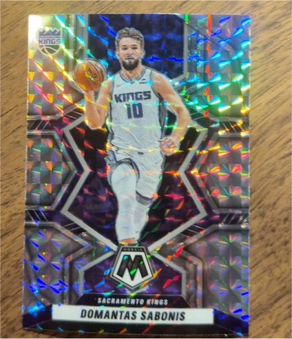 2023-24 Panini Mosaic #17 Domantas Sabonis — front