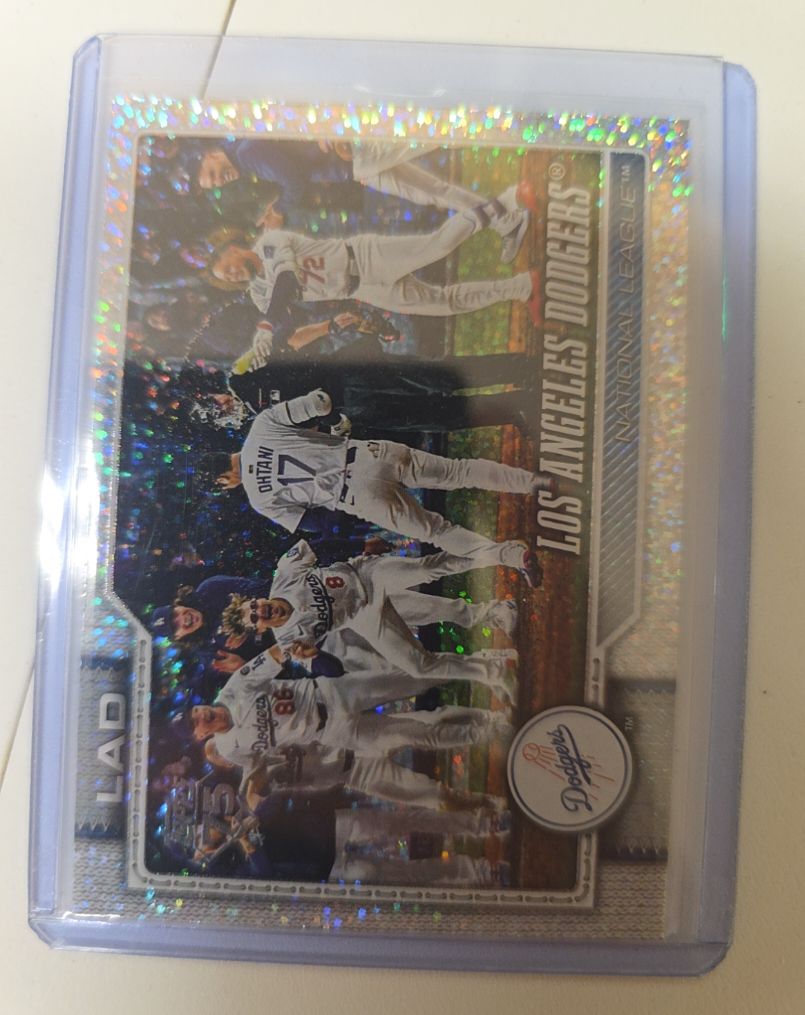 2026 Topps Series 1 #256 Los Angeles Dodgers Team Card — front