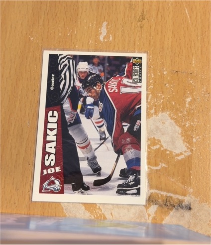 1996-97 Upper Deck Collector's Choice #64 Joe Sakic — front