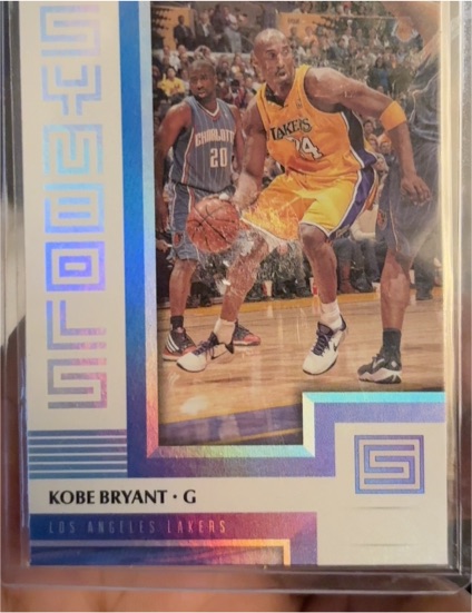 2017-18 Panini Status Symbols #6 Kobe Bryant — front