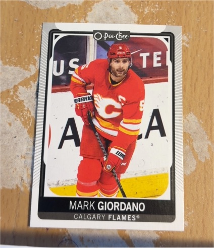 2021-22 O-Pee-Chee #381 Mark Giordano — front