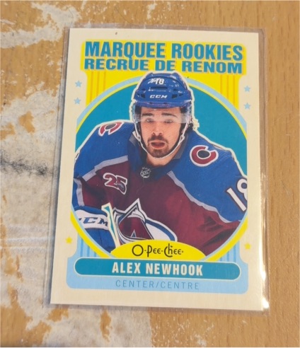 2021-22 O-Pee-Chee Retro #536 Alex Newhook — front