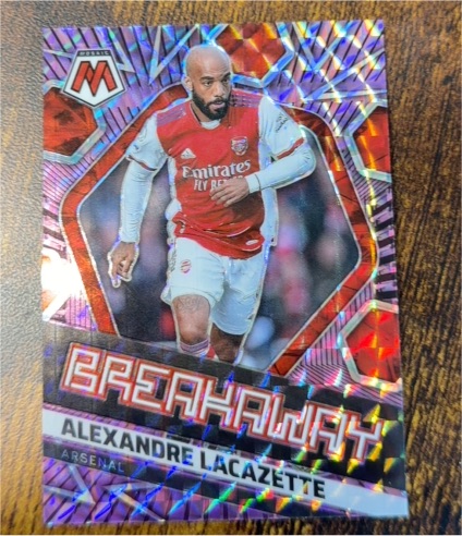 2021-22 Panini Mosaic Premier League #22 Alexandre Lacazette Breakaway — front