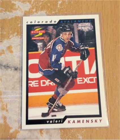 1996-97 Score #157 Valeri Kamensky — front
