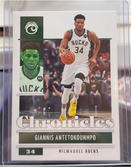 2021-22 Panini Chronicles #1 Giannis Antetokounmpo — front