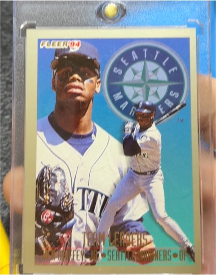 1994 Fleer Team Leaders #12 Ken Griffey Jr — front