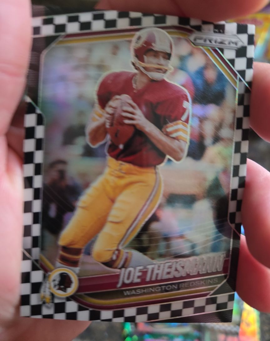 2025 Panini Prizm #284 Joe Theismann — front
