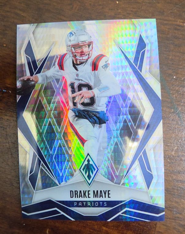 2025 Panini Phoenix #111 Drake Maye — front
