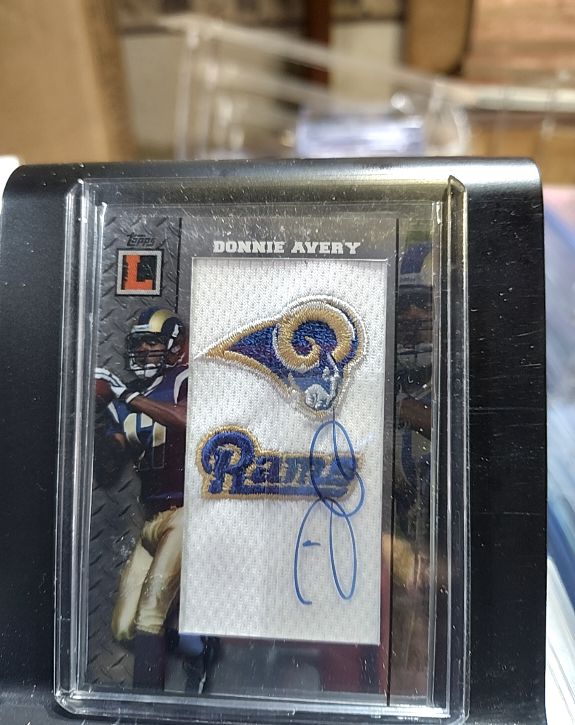 2008 Topps Letterman Donnie Avery #RAP-DA — front