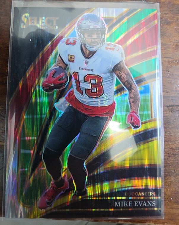 2025 Panini Select #239 Mike Evans — front