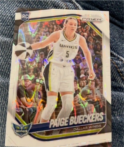 2025 Panini Prizm #5 Paige Bueckers — front
