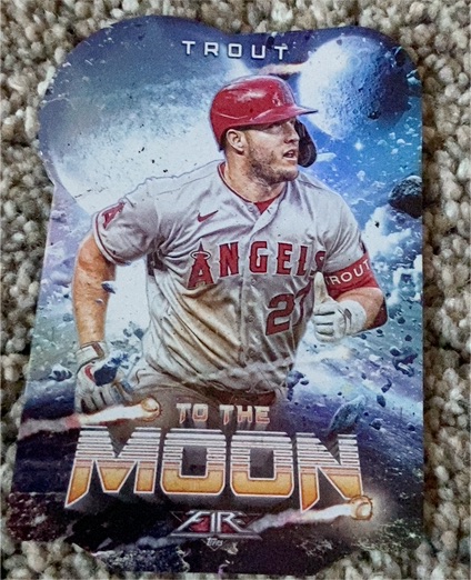 2022 Topps Fire To The Moon #TTM-10 Mike Trout — front