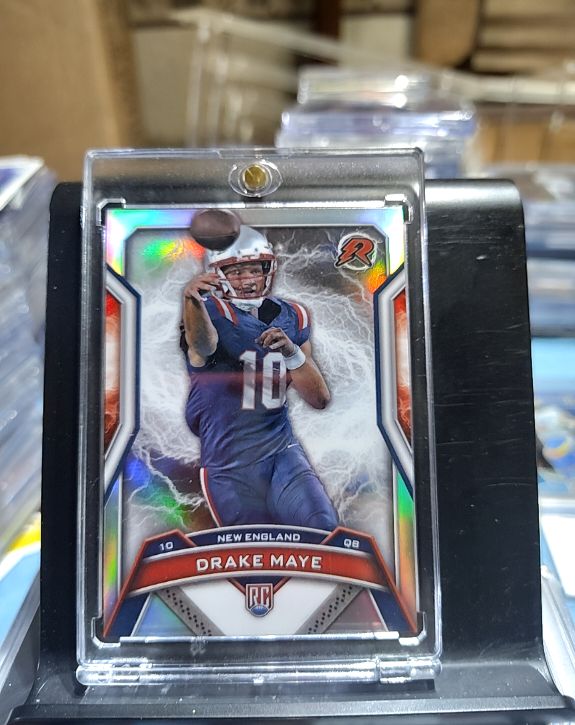 2024 Topps Resurgence #164 Drake Maye — front