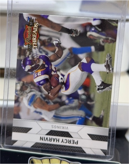 2010 Panini Threads #82 Percy Harvin — front