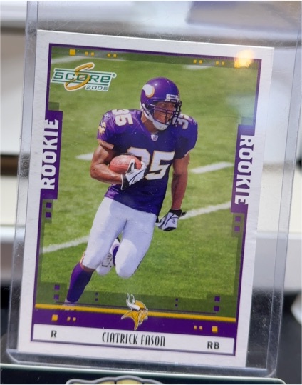 2005 Score #380 Ciatrick Fason Rookie Minnesota Vikings — front