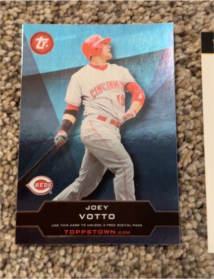 2011 Topps Topps Town #TT-46 Joey Votto — front