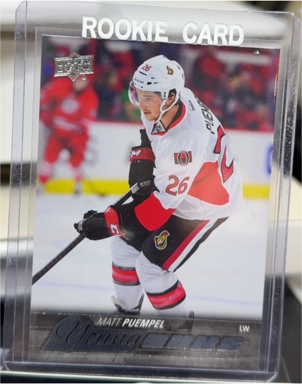 2015-16 Upper Deck #215 Matt Puempel Young Guns Rookie — front