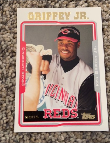 2005 Topps #440 Ken Griffey Jr. — front