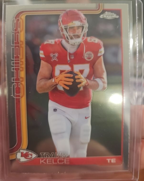 2025 Topps Chrome #150 Travis Kelce — front