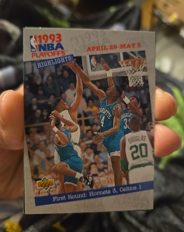 1993-94 Upper Deck #179 NBA Playoffs Hornets vs Celtics — front