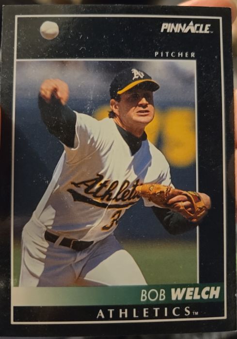 1992 Pinnacle #409 Bob Welch — front