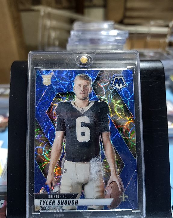 2025 Panini Mosaic #273 Tyler Shough — front