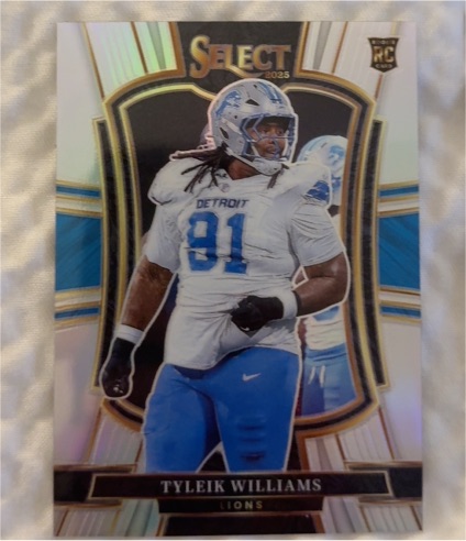 2025 Panini Select Premier #169 Tyleik Williams — front