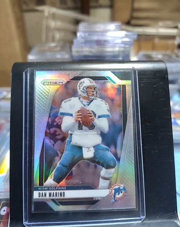 2024 Panini Prizm #182 Dan Marino — front