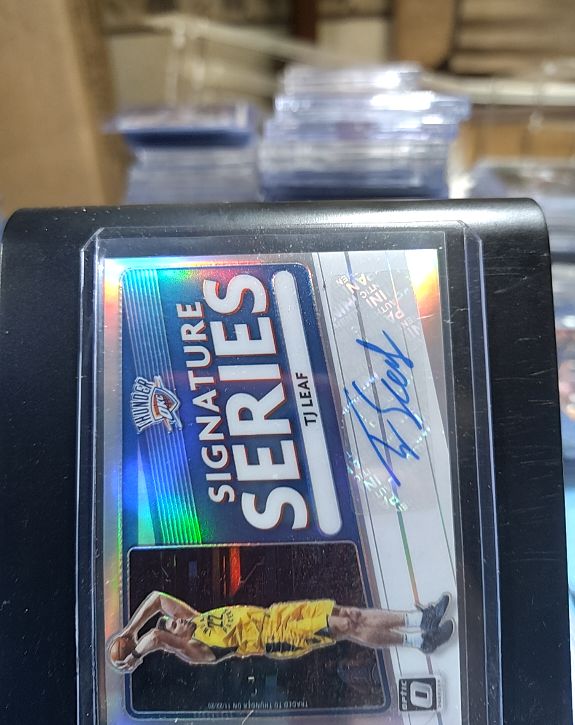 2020-21 Panini Donruss Optic Signature Series #SS-TJL TJ Leaf — front