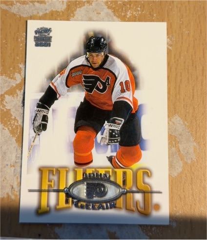 2000-01 Pacific Paramount #182 John LeClair — front