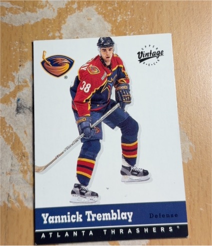 2000-01 Upper Deck Vintage #16 Yannick Tremblay — front
