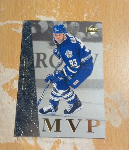 1996-97 Upper Deck Collector's Choice MVP #UD45 Doug Gilmour — front