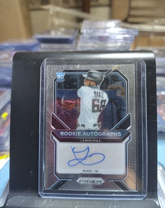 2021 Panini Prizm #RA-LD Lewin Diaz Rookie Autographs — front