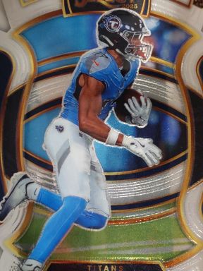 2022 Panini Select Concourse Silver Prizm Die-Cut #38 — front
