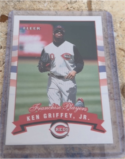 2002 Fleer Franchise Players #8 Ken Griffey Jr. — front