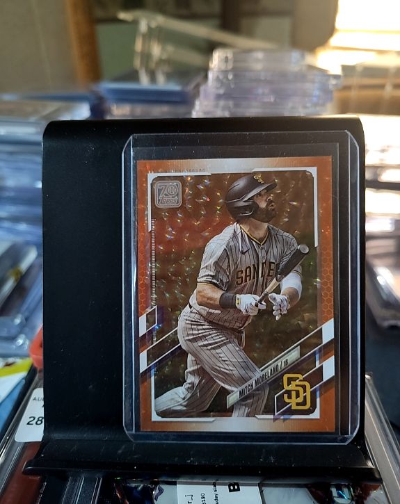 2021 Topps #38 Mitch Moreland — front