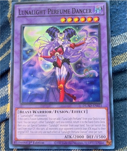 2020 Duelist's Advance #DUAD-EN031 Lunalight Perfume Dancer — front